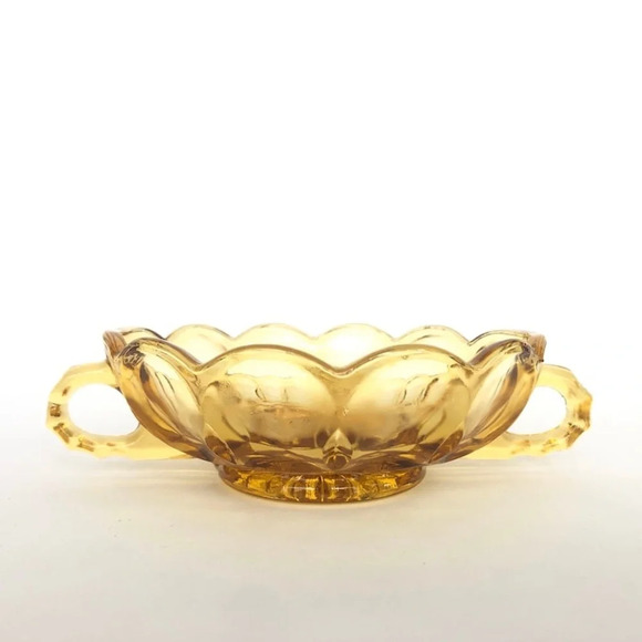 Vintage plat à manivelle en verre jaune  Fairfield vintage avec bord festonné - Picture 2 of 6